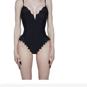WIDOW batwing swimsuit